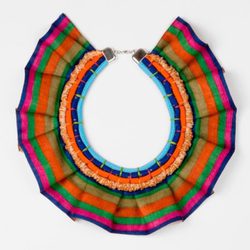 Collar multicolor de la colección 'La Ruta de la Seda' de OKKRE