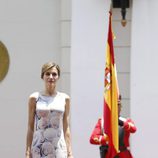La Reina Letizia con un vestido de Hugo Boss en El Salvador