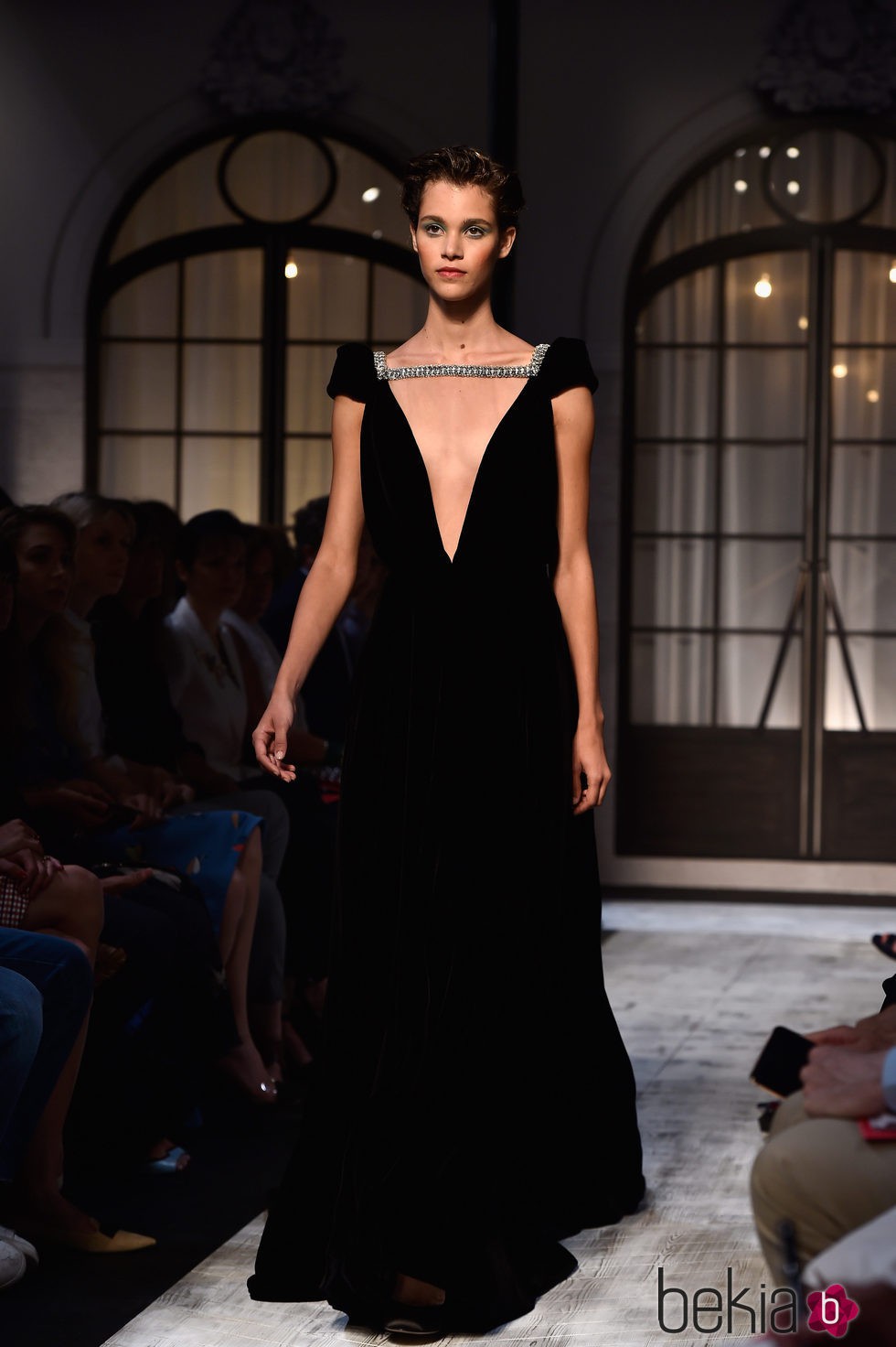 Vestido negro de la colección de Alta Costura otoño/invierno 2015/2016 de Schiaparelli