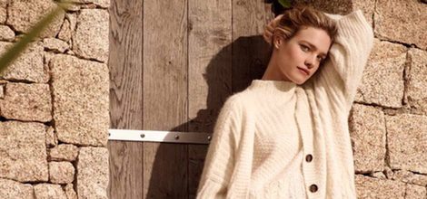 Natalia Vodianova con un conjunto de lana de la colección otoño/invierno 2015/2016 de Etam
