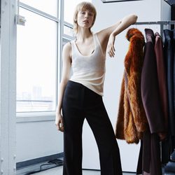 Edie Campbell con la colección 'Studio' otoño/invierno 2015/2016 de H&M