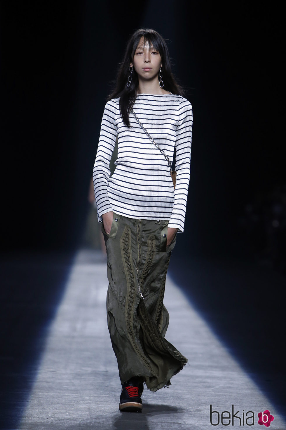 Falda larga casual de la colección primavera/verano 2016 de Alexander Wang en Nueva York Fashion Week