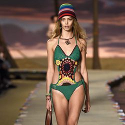 Bañador verde de la colección de primavera/verano 2016 de Tommy Hilfiger en Nueva York Fashion Week