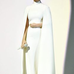 Katy Perry con un vestido de Alta Costura de Valentino en los Grammy 2015