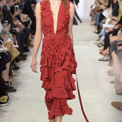 Vestido rojo de la colección de primavera/verano 2016 de Michael Kors en Nueva York Fashion Week