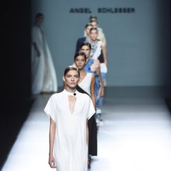 Desfile de Ángel Schlesser primavera/verano 2016 de la Madrid Fashion Week