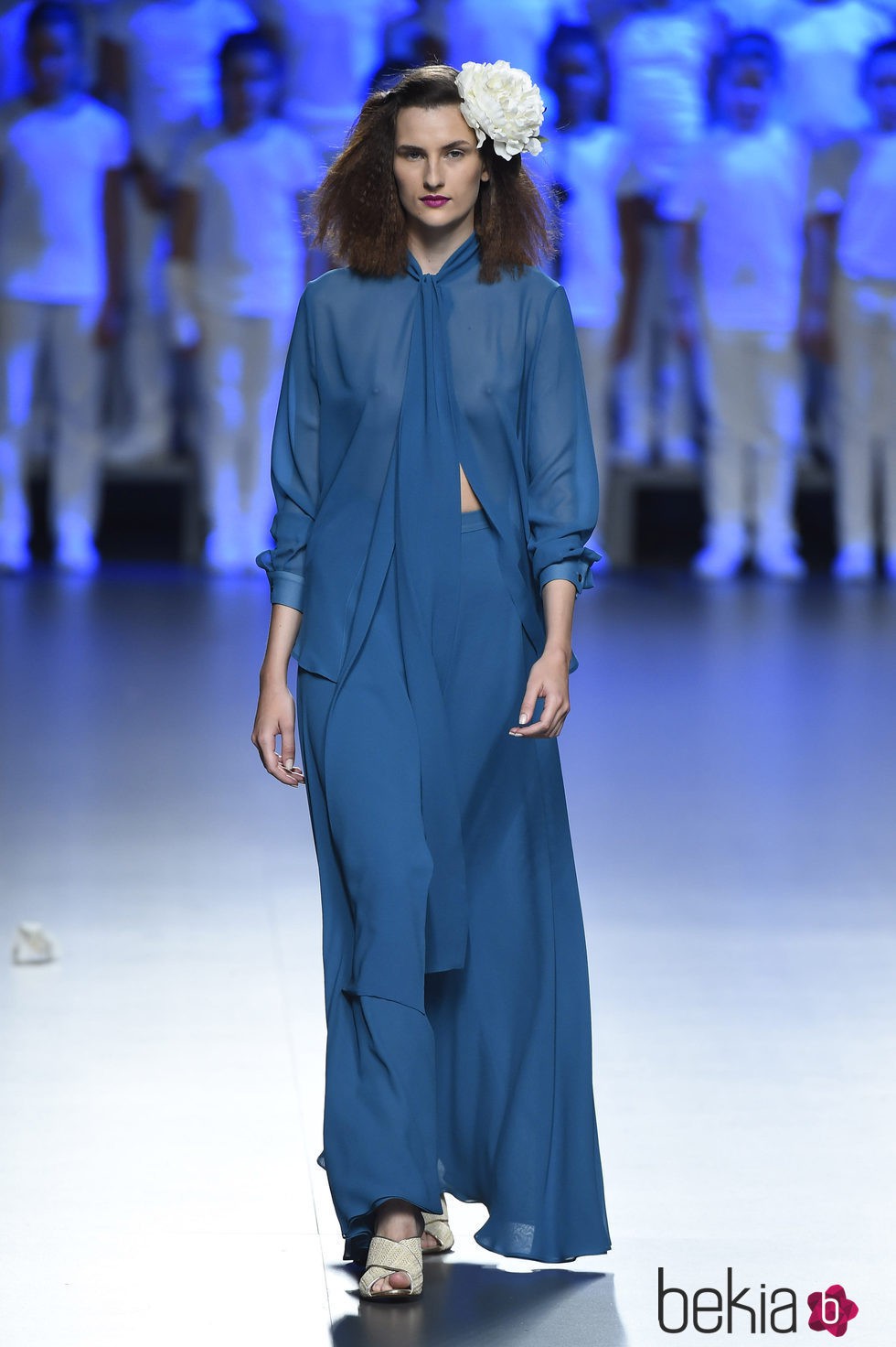 Vestido azul dos piezas de Duyos para primavera/verano 2015 en Madrid Fashion Week