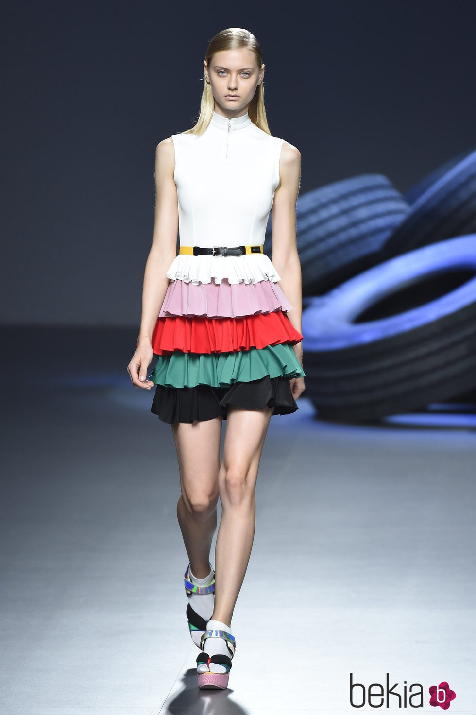 Vestido de volantes de la colección de primavera/verano 2016 de David Delfin en Madrid Fashion Week
