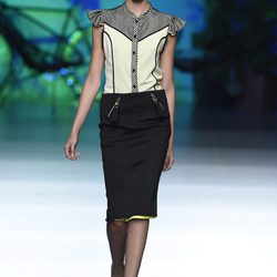 Conjunto de blusa y falda de Maya Hansen primavera/verano 2016 en Madrid Fashion Week