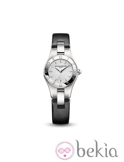 Reloj con correa negra de la colección Línea de la firma Baume & Mercier