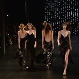 Carrusel de la colección de primavera/verano 2016 de Yves Saint Laurent en París Fashion Week