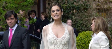 Mar Saura con un vestido de Badgley Mischka para Pronovias en su boda con Javier Revuelta
