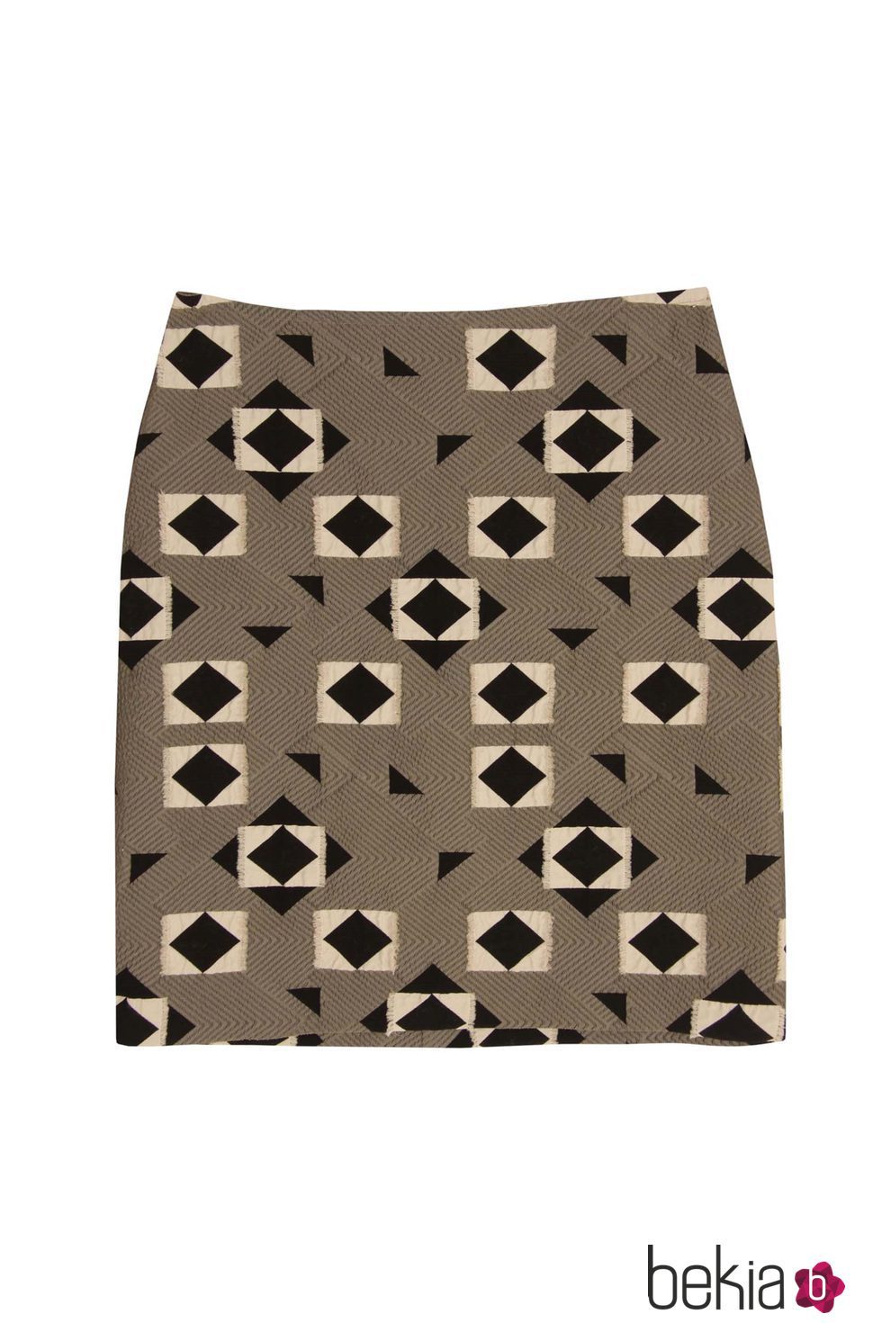 Falda de estampado geométrico de la colección otoño/invierno 2015/2016 de Dolores Promesas