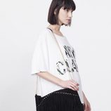 Camiseta blanca con mensaje y leggins negros de la colección Tartán de Invierno 2015/2016 de Blanco