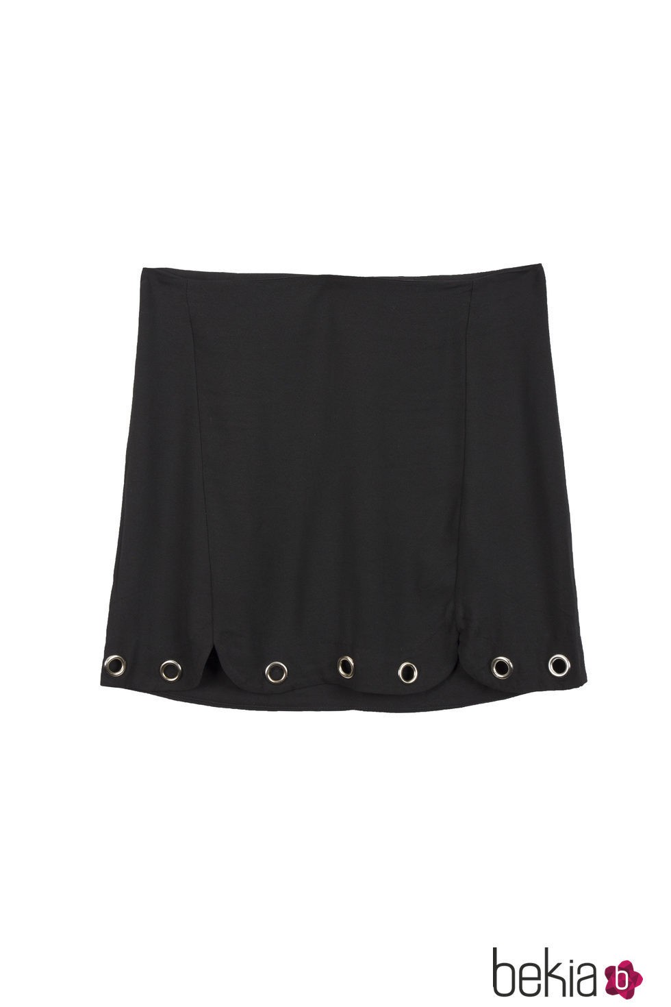 Falda negra corta con tachas redondas de la línea Xmas Punk de Shana