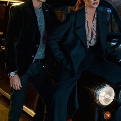 Modelos con traje sastre oscuros de Massimo Dutti AW 2015
