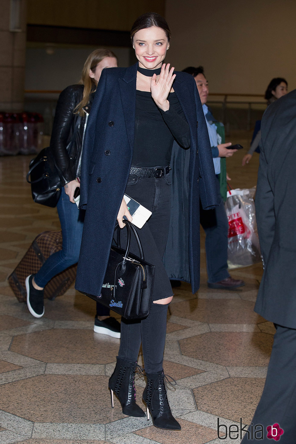 Miranda Kerr a su salida de Seul (Corea del Sur)