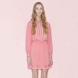 Mini vestido estilo retro en color rosa pastel para la línea Pre-Fall 2016 de Valentino