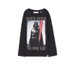 Camiseta manga larga negra con Darth Vader de 'Star Wars' para Lefties