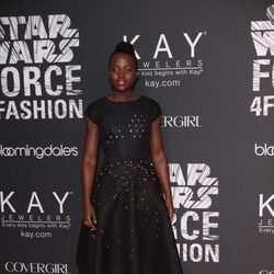 Gira de Lupita Nyong'o para la premier de 'Star Wars'