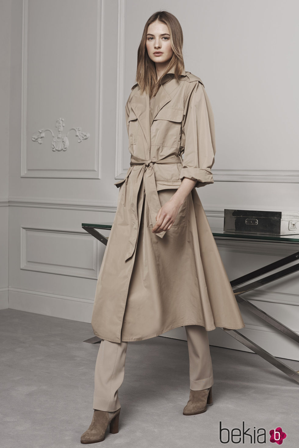 Maxi abrigo en clave trench de Ralph Lauren para la colección Pre-Fall 2016