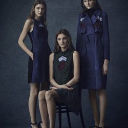 Vestidos midi en azul oscuro con detalles de la colección Pre-Fall 2016 de Erdem