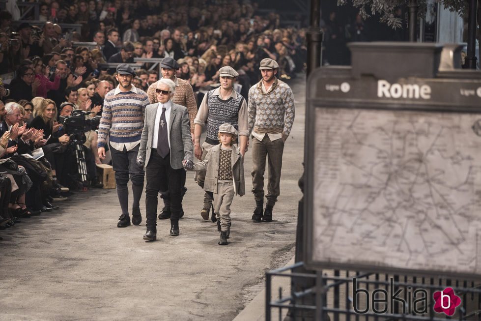 Chalecos de jacquard en lana de la línea masculina de la última colección de Chanel
