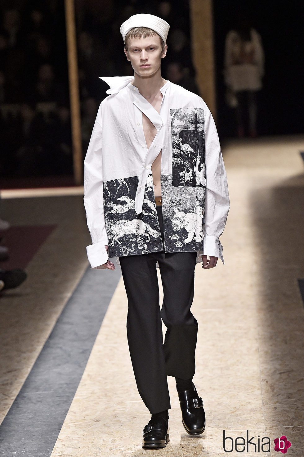 Camisa de estilo kimono blanca con estampado fantasía para Prada