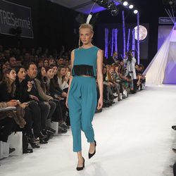 Conjunto en azul turquesa en el desfile de David Christian en la Madrid Fashion Show 2016