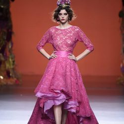 Vestido inspiración flamenca de Francis Montesinos en la FW de Madrid para otoño/invierno 2016/2017