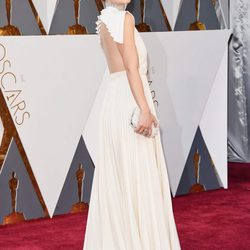 Olivia Wilde con un vestido de Valentino Alta Costura en la alfombra roja de los Premios Oscar 2016
