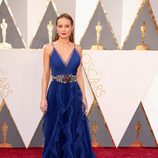 Brie Larson con un vestido de Gucci en la alfombra roja en los Premios Oscar 2016