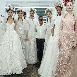 El diseñador Naeem Khan participa en Barcelona Bridal Fashion Week 2016