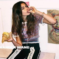 Kaia Gerber en la nueva campaña de Alexander Wang primavera/verano 2016