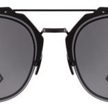 Frontal de las gafas de sol negras de la nueva colección de Dior Homme