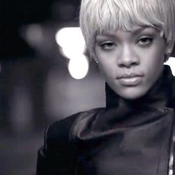 Rihanna, imagen de Armani