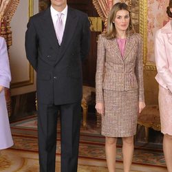 Looks Día de la Hispanidad: Los Príncipes de Asturias en el Palacio Real