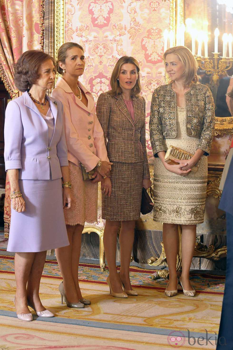 Looks Día de la Hispanidad: Las mujeres de la Familia Real en el Palacio Real