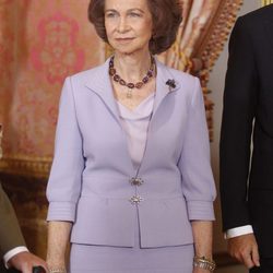 Looks Día de la Hispanidad: La Reina Sofía en el Palacio Real