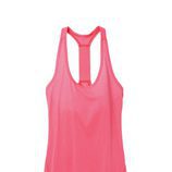 Blusa deportiva rosada de la colección primavera/verano Be+ de Etam 2016