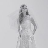 Vestido de novia corto con encaje de la Colección Bridal 2017 de Elie Saab