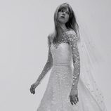 Vestido de novia con transparencias y escote corazón de la Colección Bridal 2017 de Elie Saab