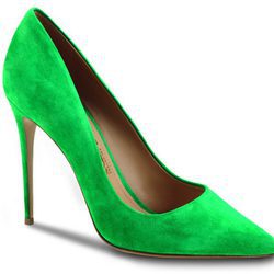 Stilettos verdes en gamuza de la colección otoño 2016 de Salvatore Ferragamo