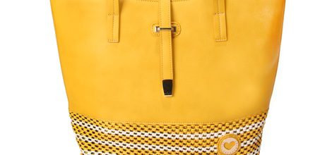 Cartera de cuero amarilla de la colección de verano 2016 de Lola Casademunt