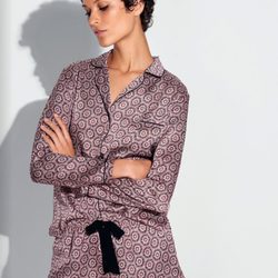Pijama de camisón y short satinados de la colección otoño/invierno 2016/2017 de Etam