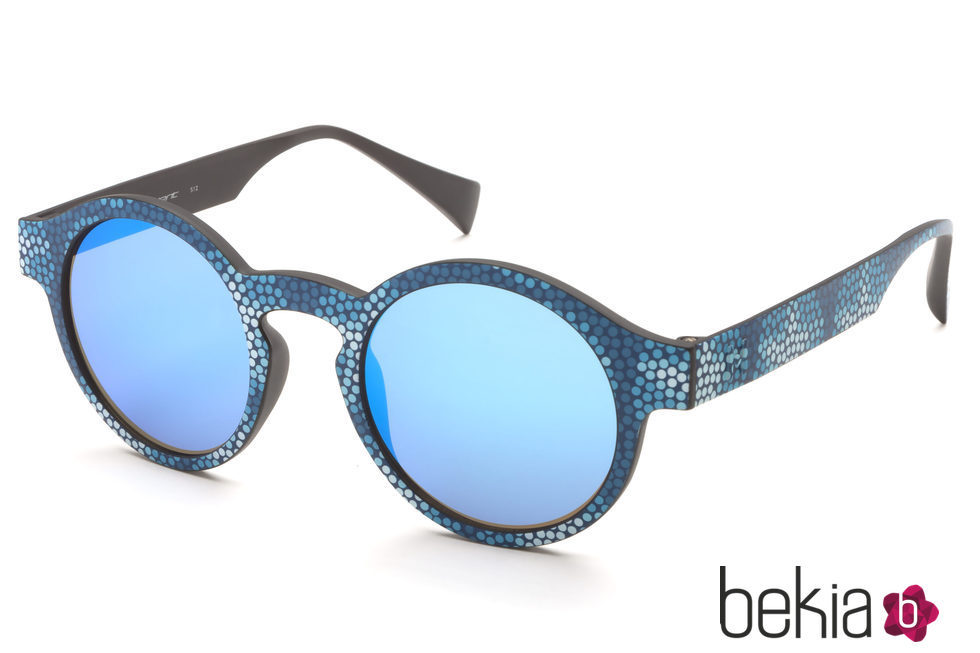 Gafas de sol con print esferas para la nueva colección de Eye Blue Summer de Italia 2016 Independent