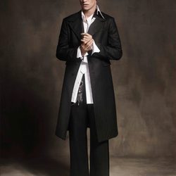 Eddie Redmayne sensual para la nueva colección masculina de Otoño/Invierno 2016/2017 de Prada
