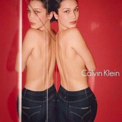 Bella Hadid se transforma en la imagen de la nueva campaña de Otoño de Calvin Klein
