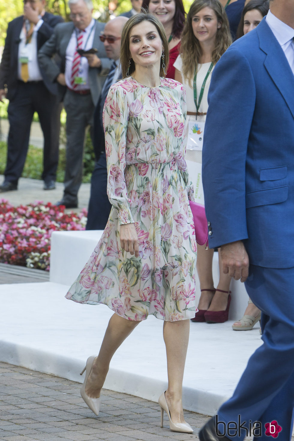 La Reina Letizia con un vestido estampado floral de Zara