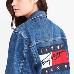 Chaqueta vaquera de Tommy Jeans para Urban Outfitters